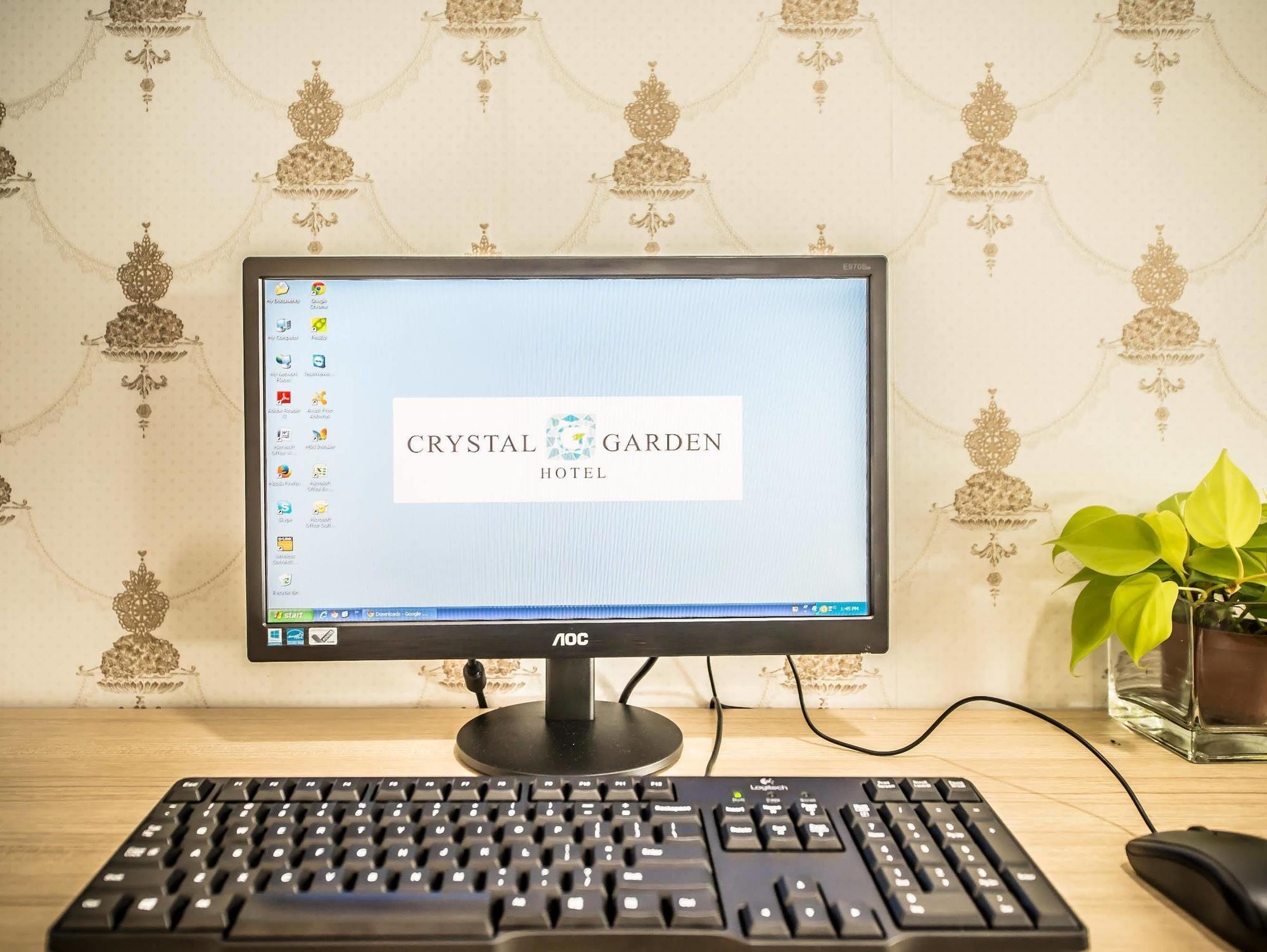 Crystal Garden Hotel - Seri Kembangan Bagian luar foto